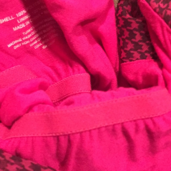 Houndstooth Layered Top - New York & Company XL - Picture 13 of 13